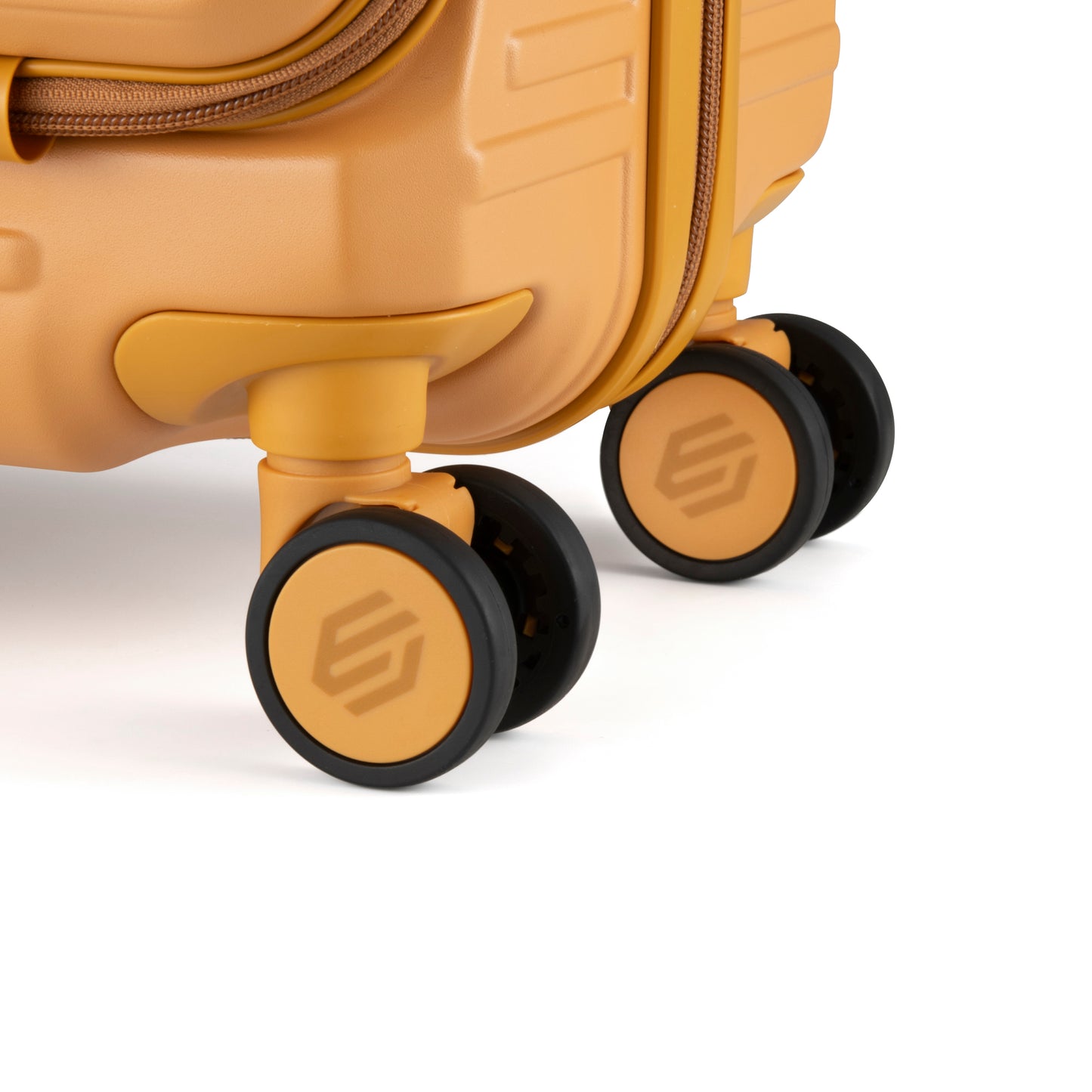 CRUZBOX | Carry-On Expandable Suitcase 32/39L | 05805