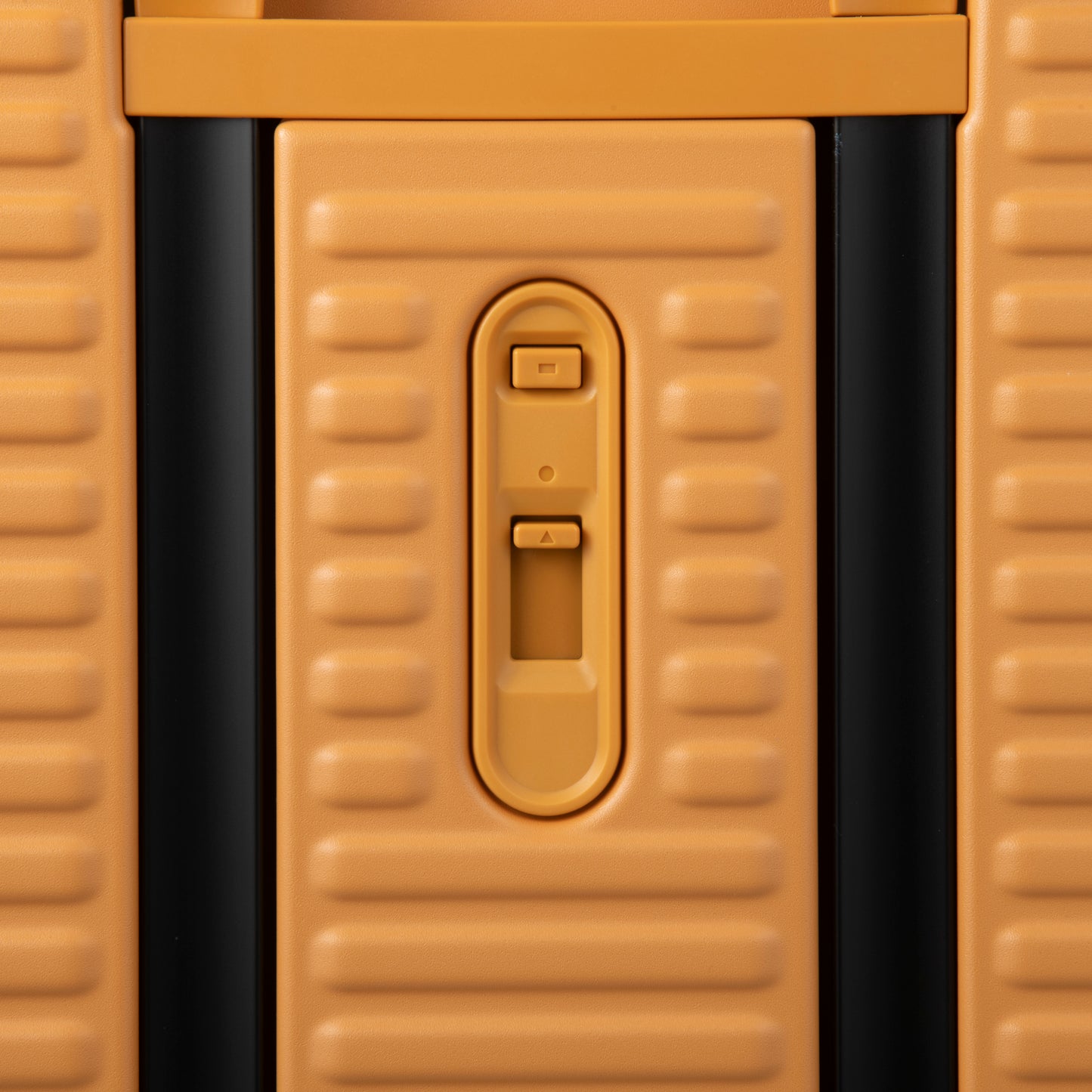 CRUZBOX | Check-in-M Expandable Suitcase 74/85L | 05806