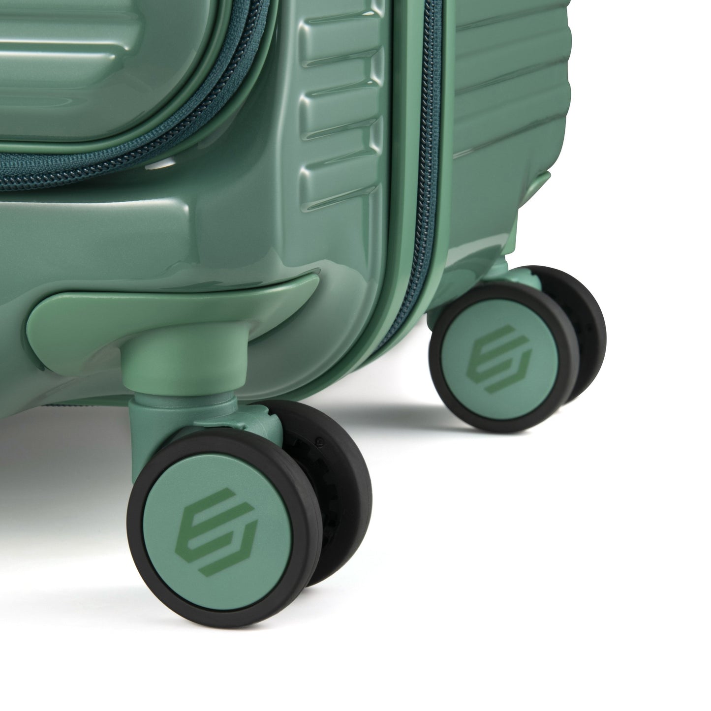 CRUZBOX GLINT | Check-in-M Expandable Suitcase 74/85L | 09146