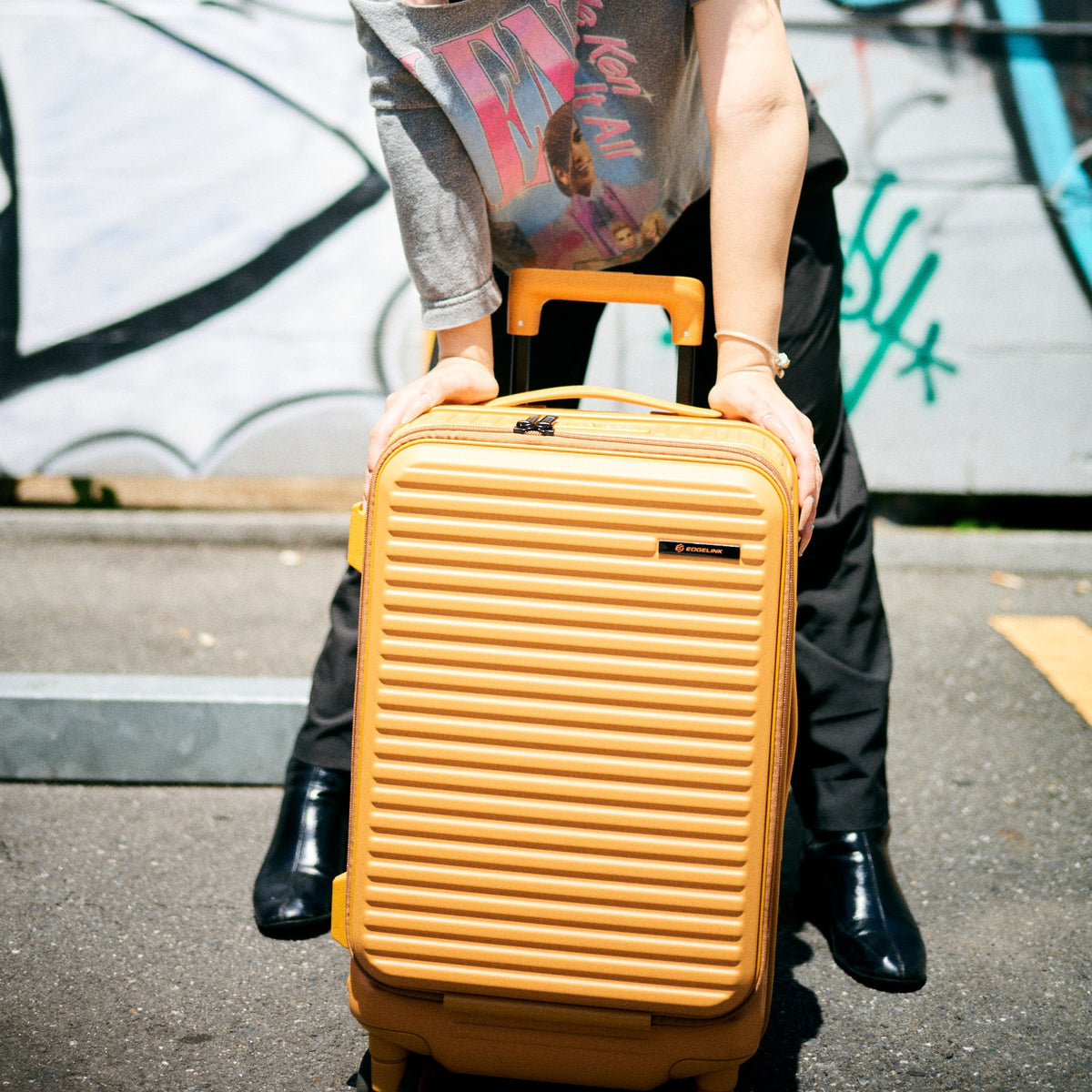CRUZBOX | Carry-On Expandable Suitcase 32/39L | 05805