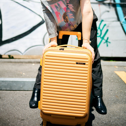 CRUZBOX | Carry-On Expandable Suitcase 32/39L | 05805